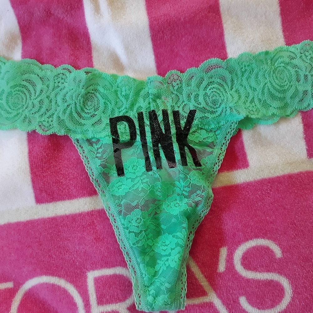 SIZE MEDIUM VS PINK Extra Low Rise Thong Panty